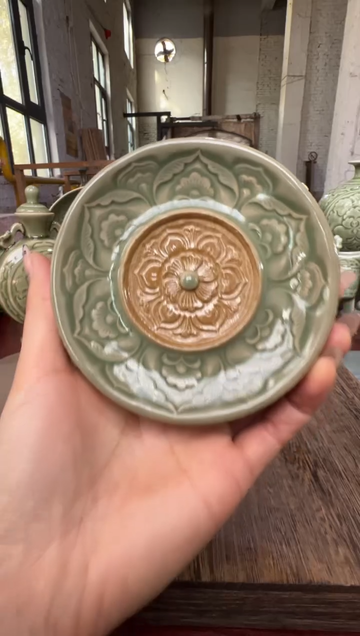 耀州窑宝相纹盖置