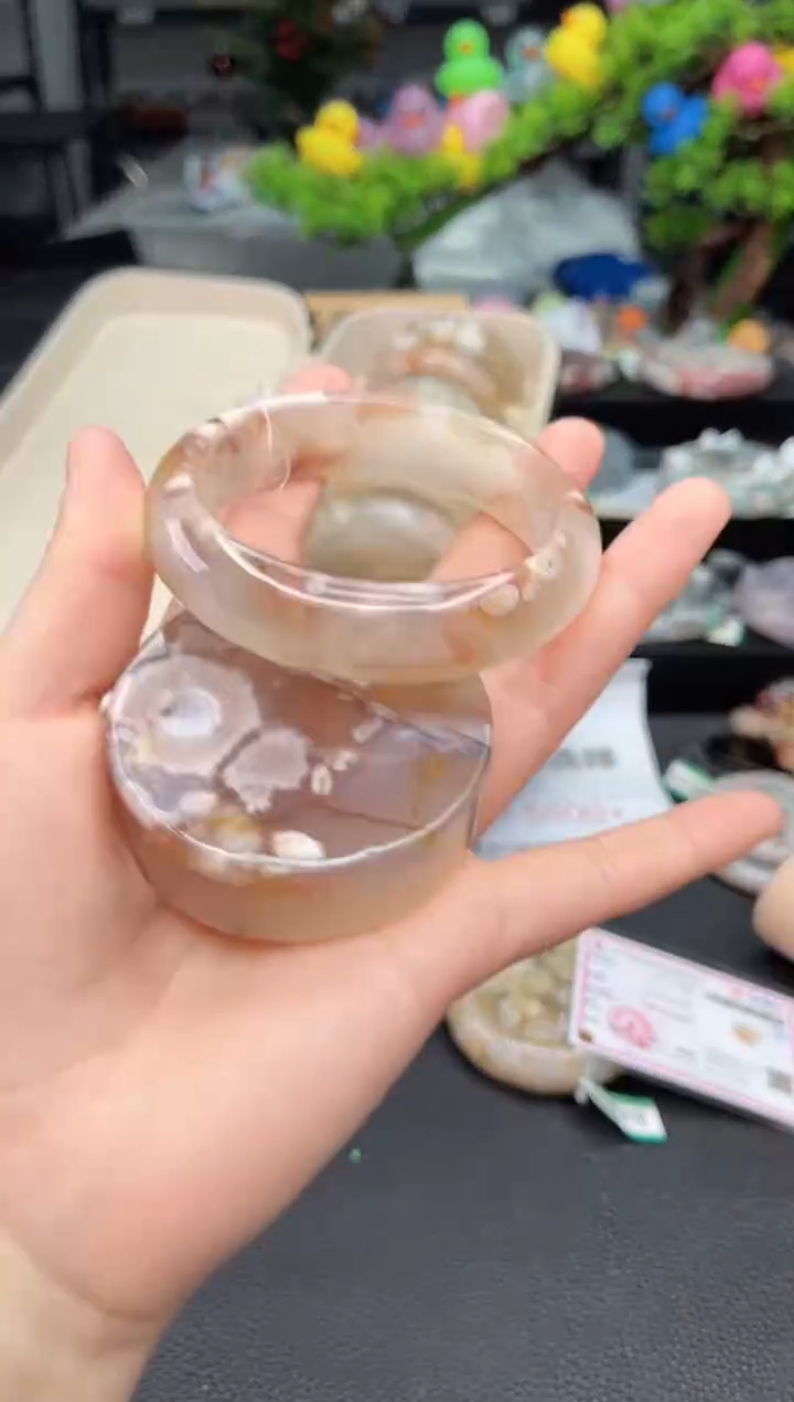 石英质玉未镶嵌手镯60圈口（赠品镯心）3650440