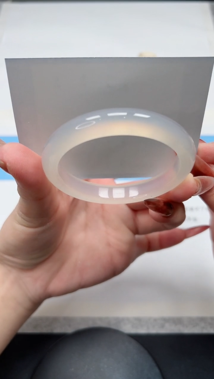 【闪购商品】玛瑙/玉髓手镯未镶嵌34/54.7荔枝