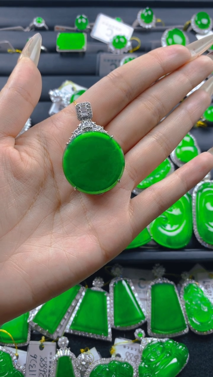 【闪购商品】翡翠颈饰银S925镶嵌11111111