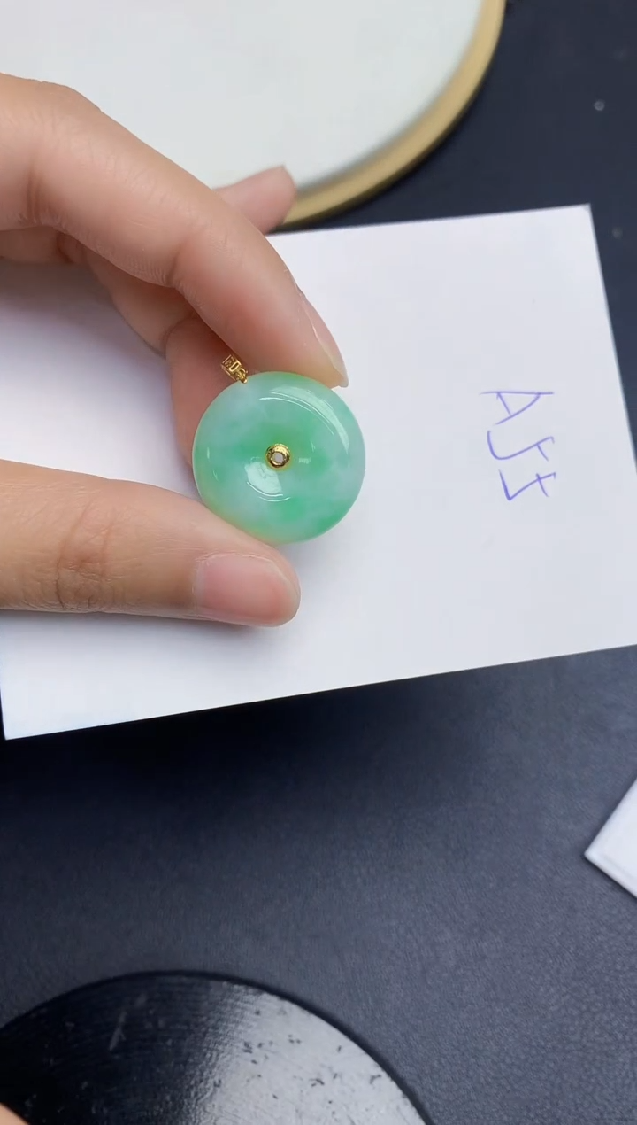 【闪购商品】翡翠颈饰18K金镶嵌000000000