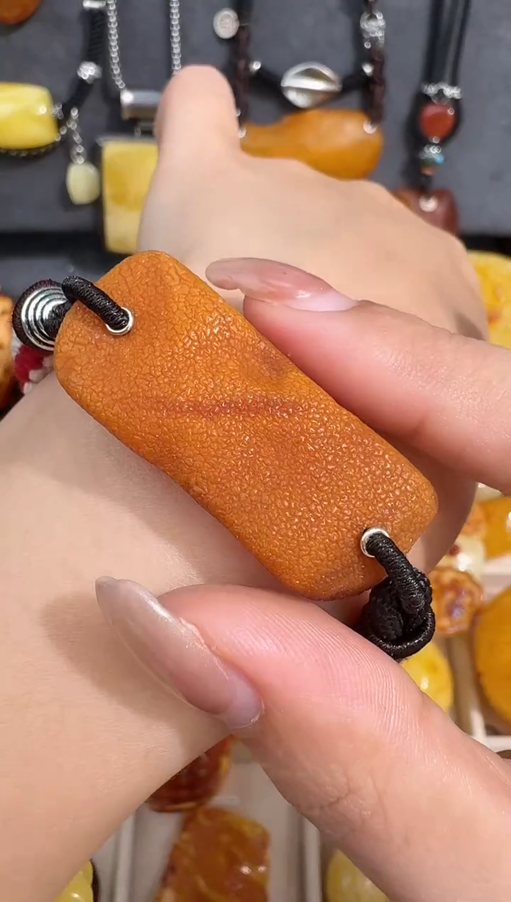 裸石琥珀未镶嵌琥珀