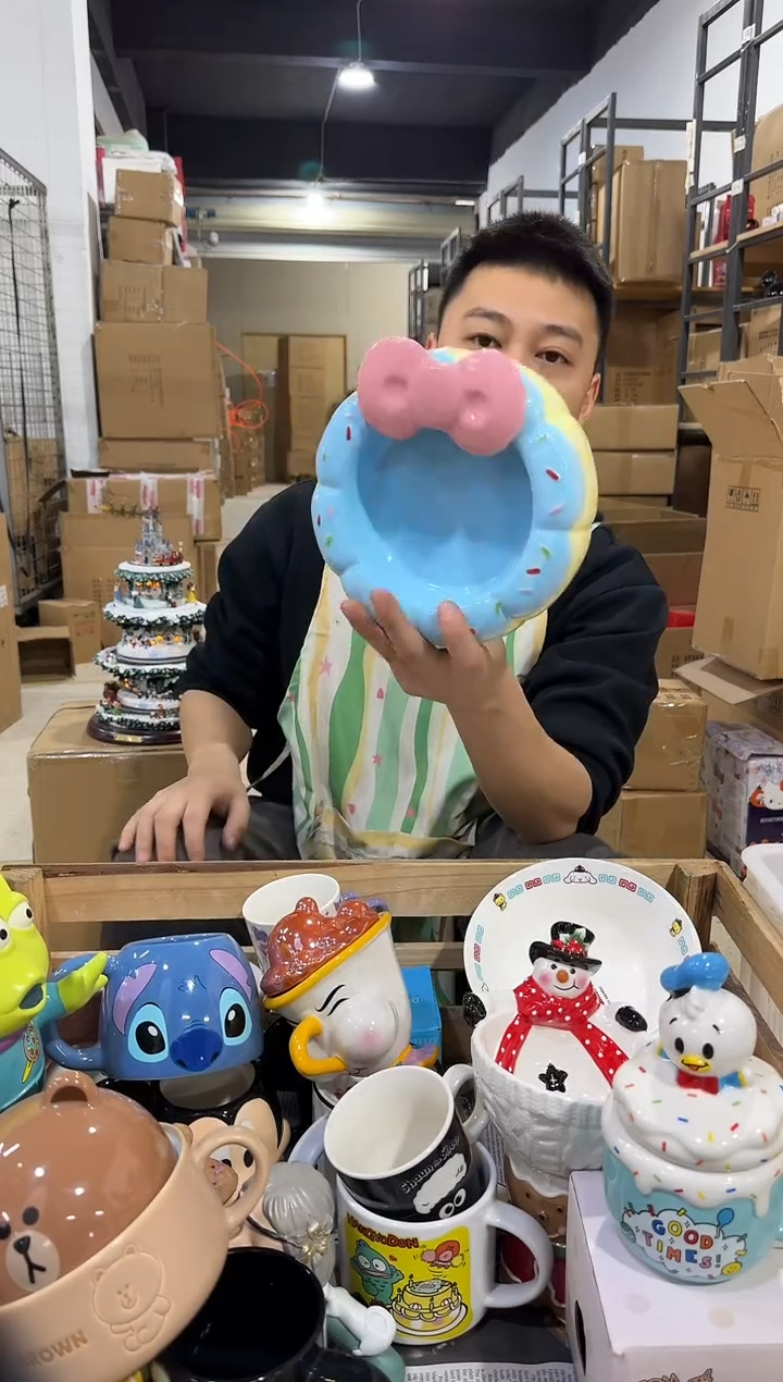 瓷片甜甜圈猫碗 