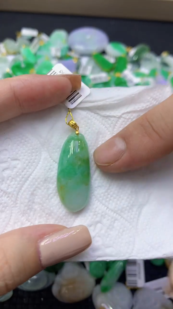 颈饰未镶嵌翡翠天然缅甸翡翠A货