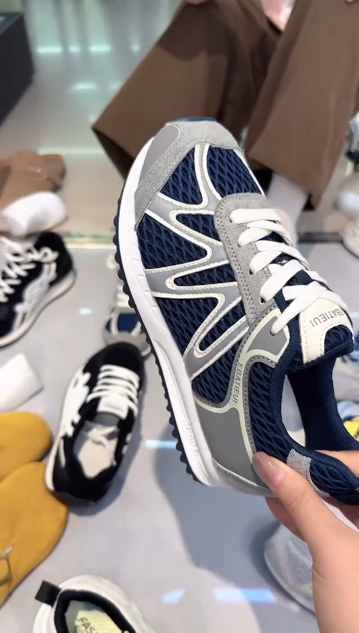 单鞋阿甘鞋88906蓝色38码一双