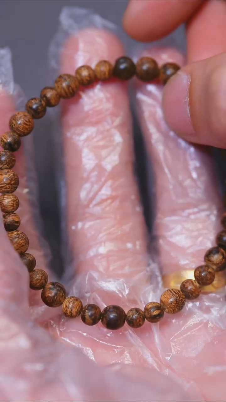 【闪购商品】沉香沉香碎屑顺化红土老料3.6g+