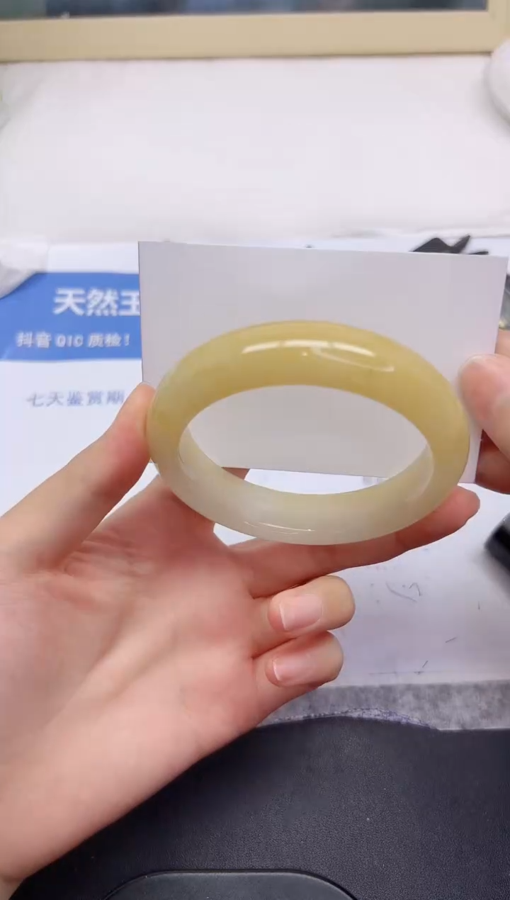 石英质玉手镯未镶嵌153-60.1