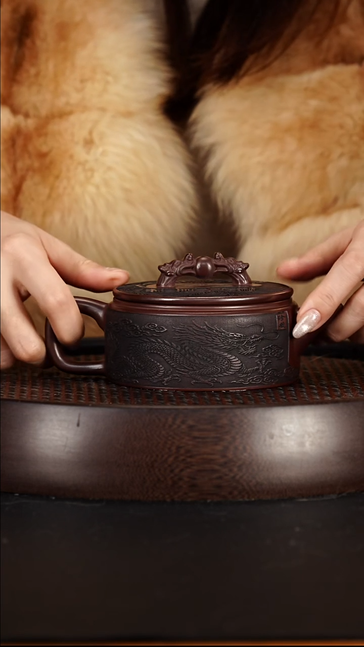 茶壶紫砂宜兴紫砂壶石红泥料龙凤如意汉瓦280cc