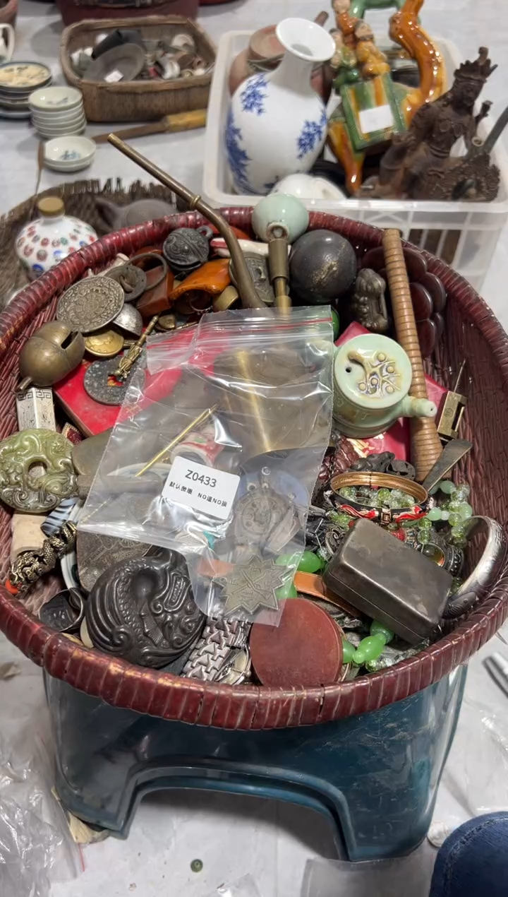 传*奇秒拍秒付闪购瓷铜摆件