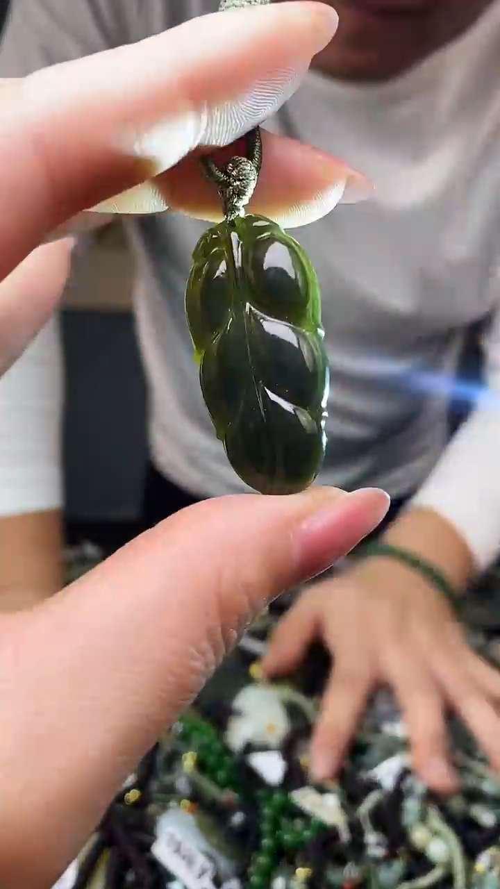 颈饰未镶嵌和田玉多样性发货，拍一发一