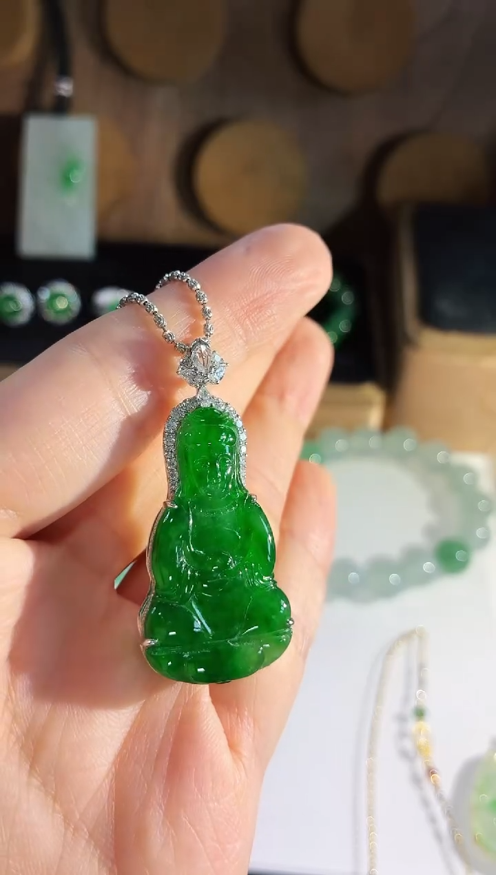 吊坠(不含链)18K金镶嵌翡翠吊坠