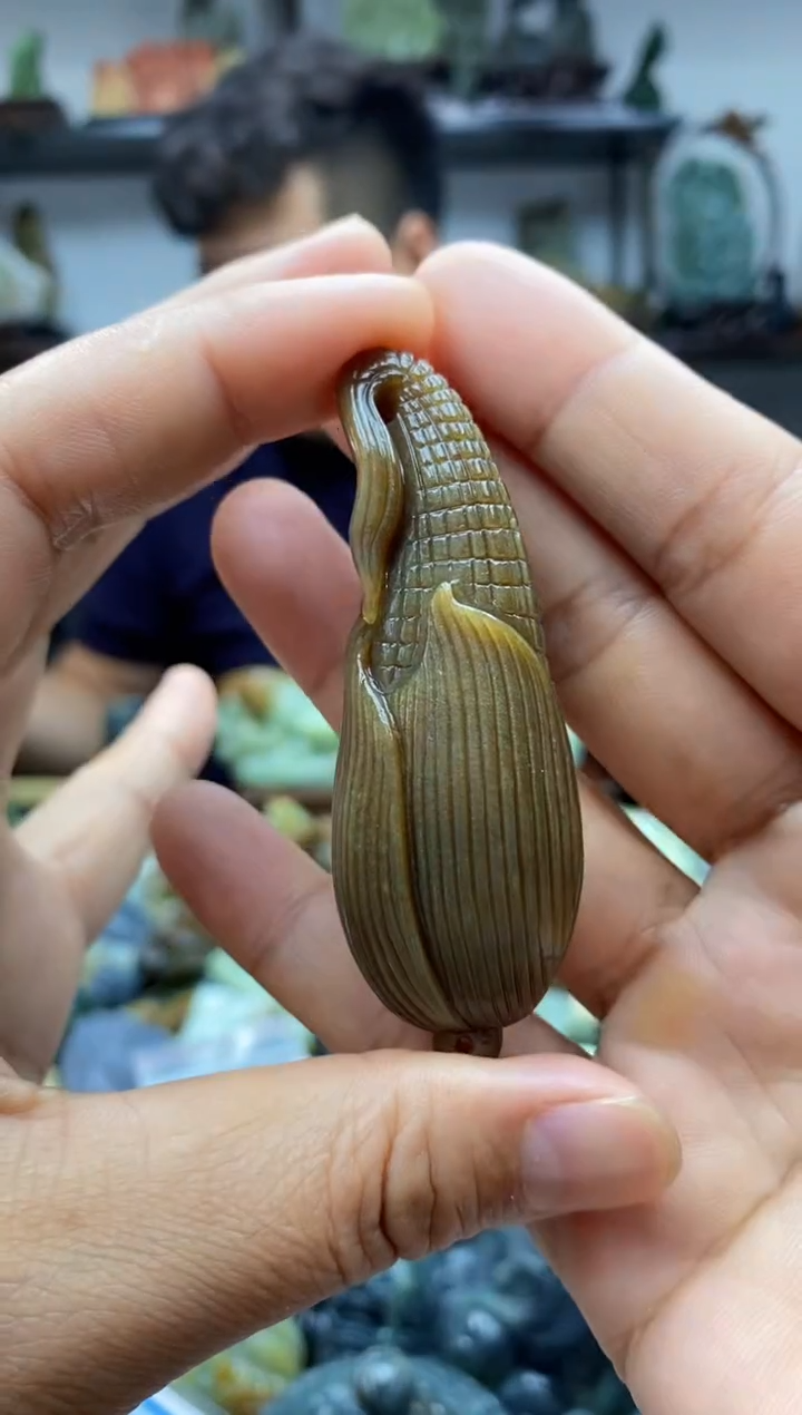 和田玉未镶嵌把件1