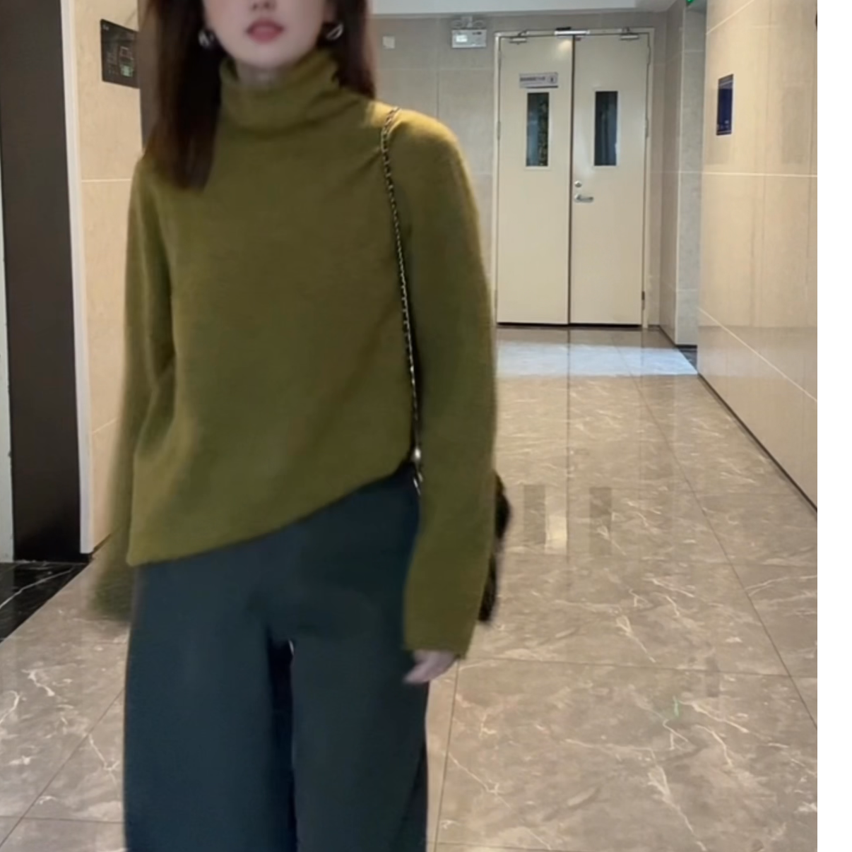 冬季暖洋洋 堆堆领宽松绵羊毛衫可外穿打底针织衫