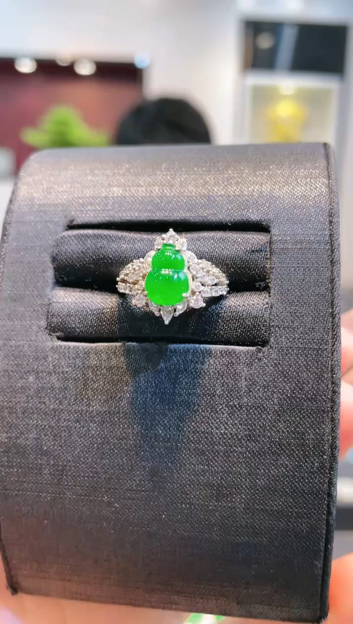 【闪购商品】翡翠颈饰未镶嵌A2天然A货翡翠戒指