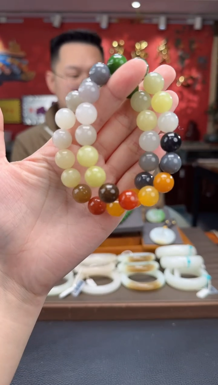 【闪购商品】和田玉手串未镶嵌多宝单圈手串 多样性发货拍一发一