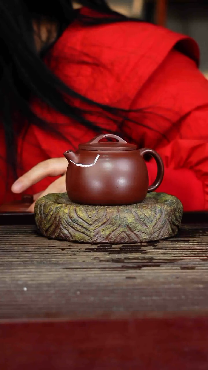 宜兴原矿紫砂壶茶壶宜兴原矿紫砂壶茶壶180C