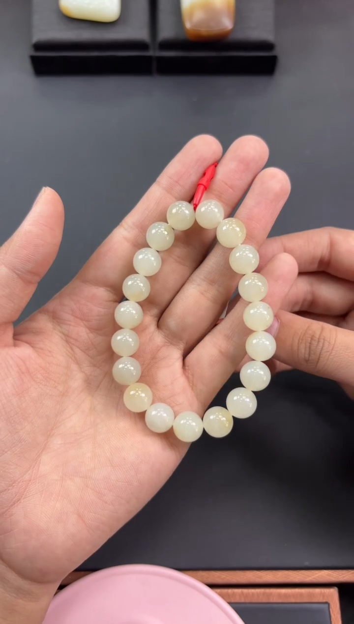 【闪购商品】和田玉手串未镶嵌且末金山微色差卡10