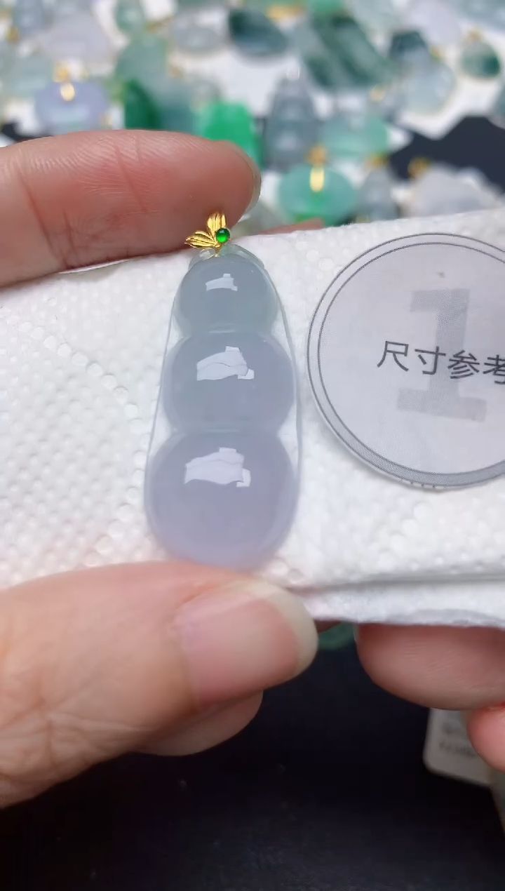 颈饰18K金镶嵌翡翠天然缅甸A货翡翠