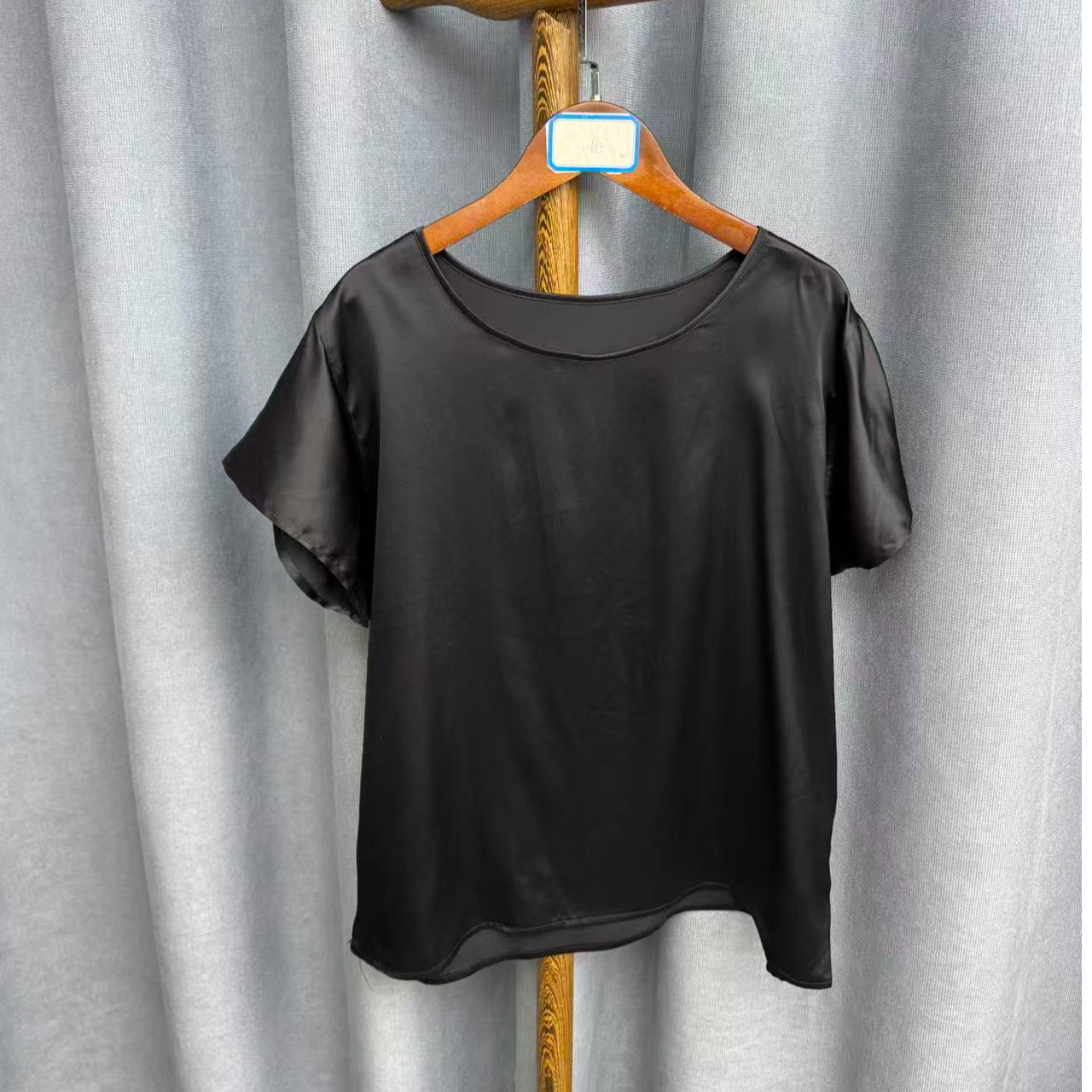 新款休闲时尚圆领桑蚕丝短袖上衣H695