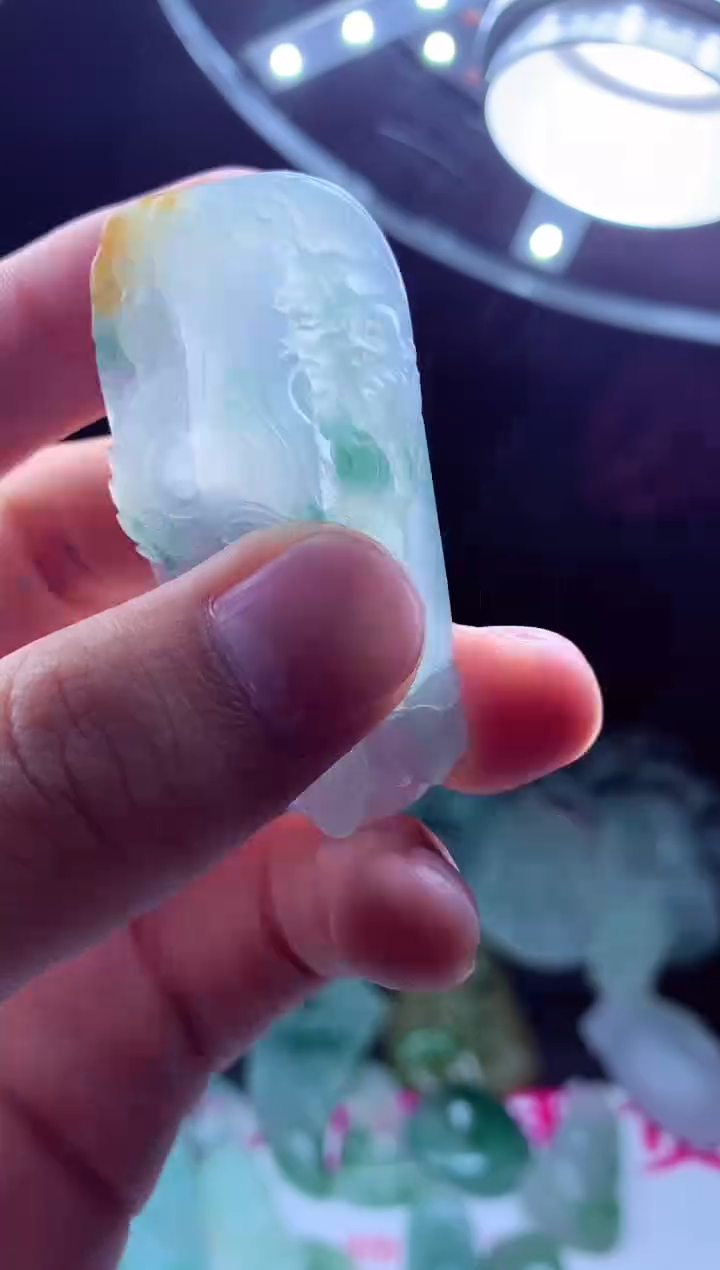 定制翡翠未镶嵌 翡翠毛货定制