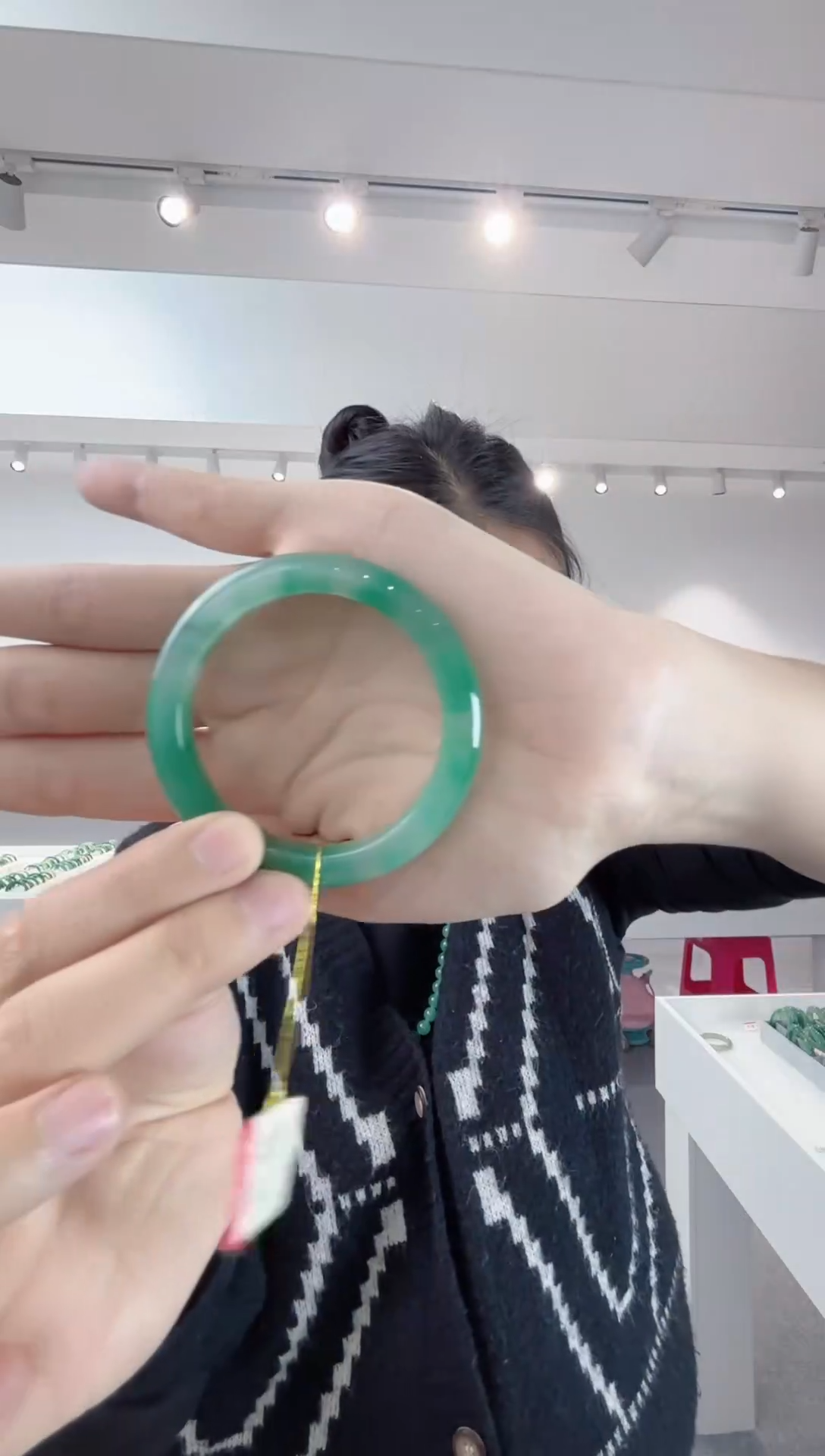 未镶嵌手镯石英质玉503