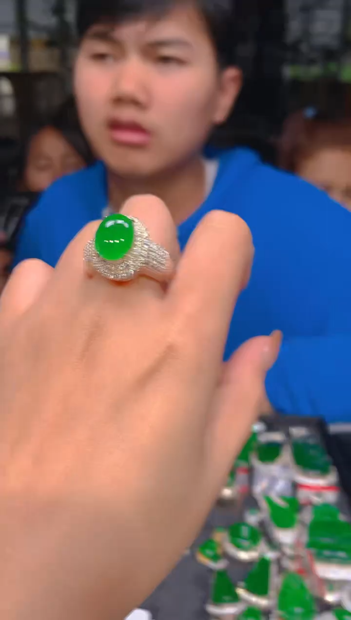 【闪购商品】定制翡翠未镶嵌62定制翡翠 多样性发货（发其一）