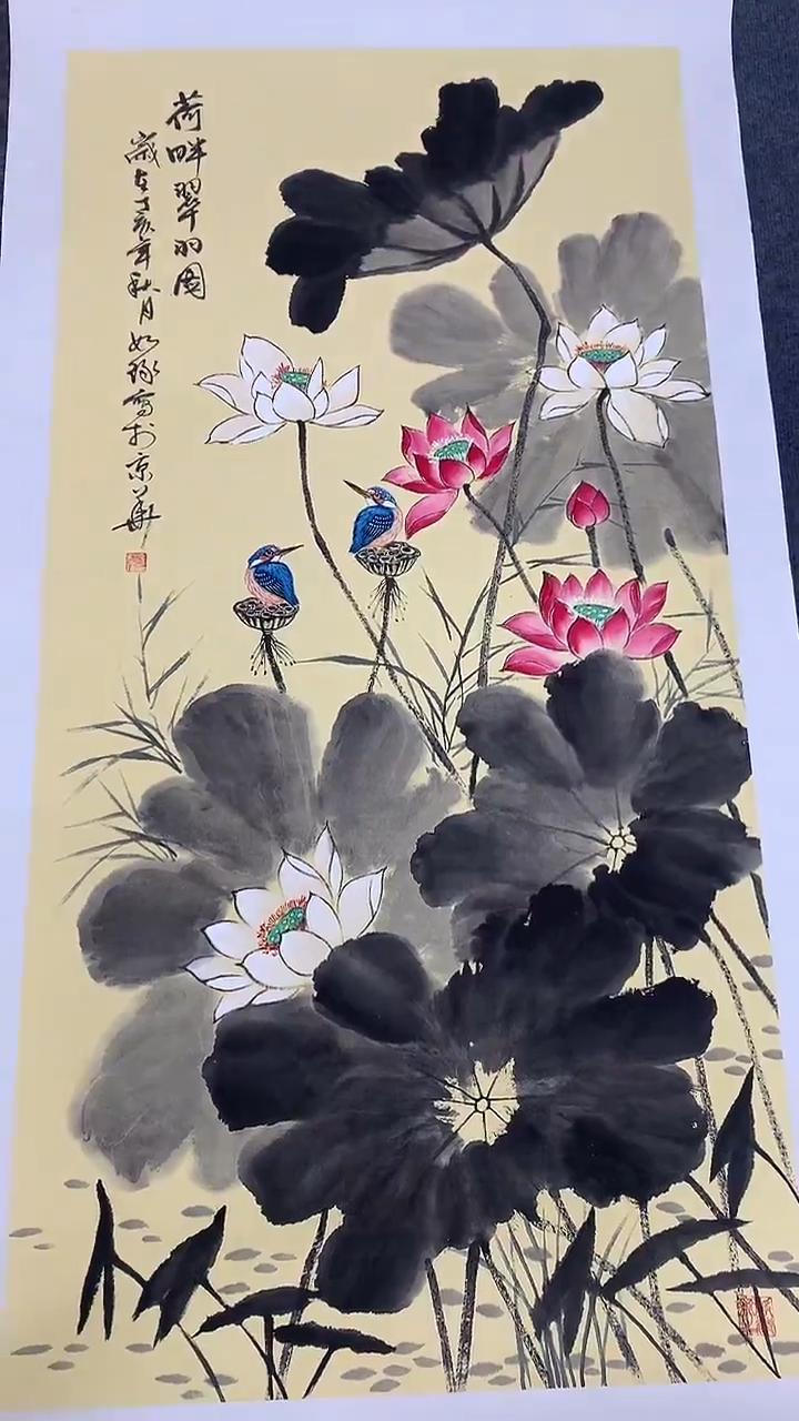 竖款精品四尺花鸟，