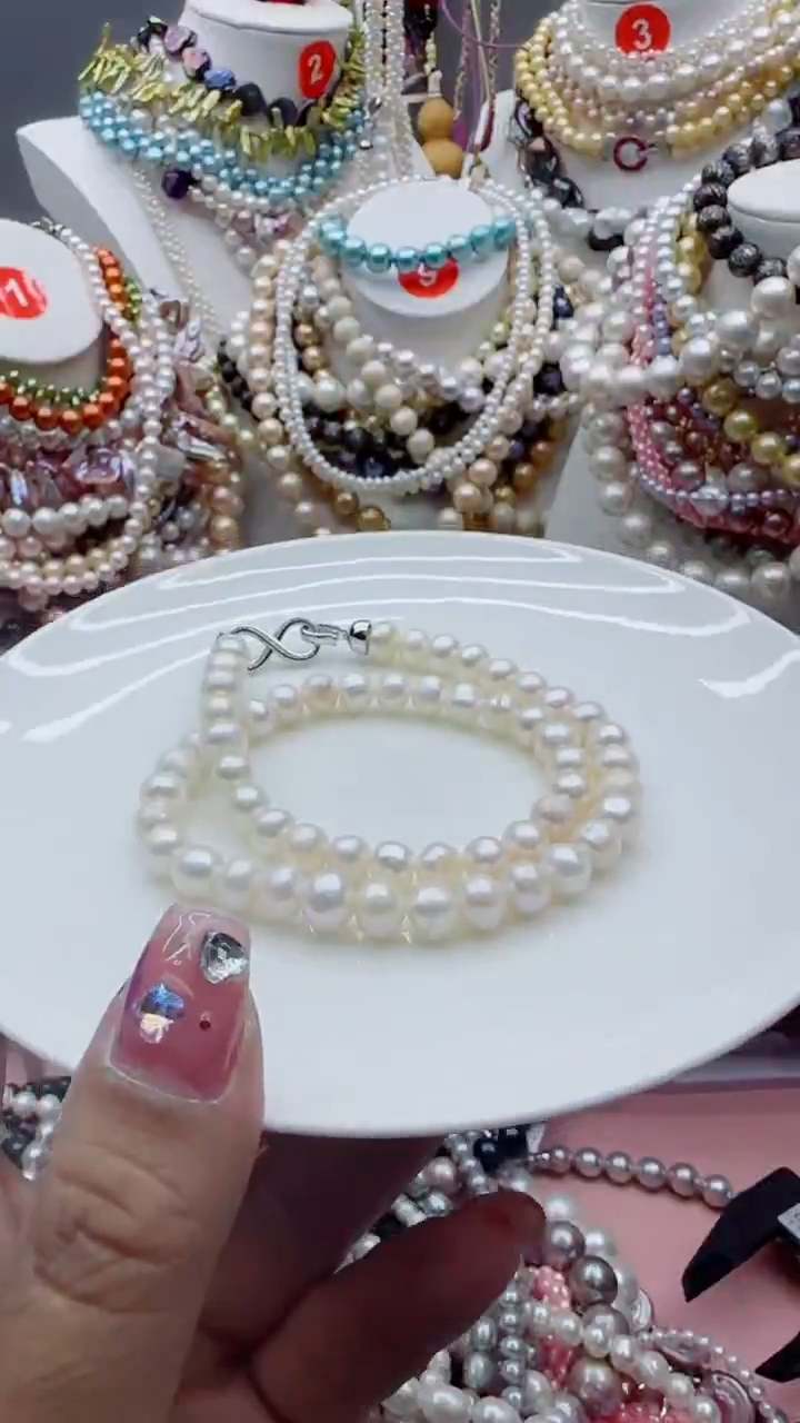 淡水珍珠未镶嵌颈饰1