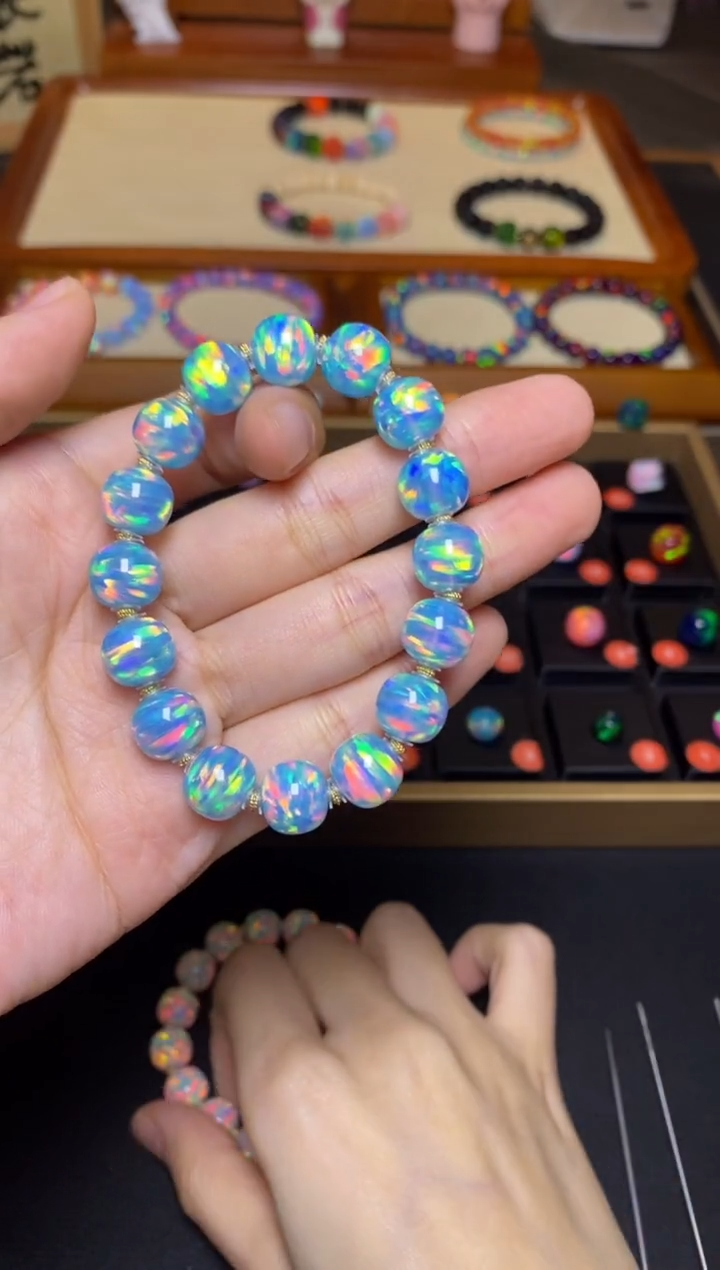 【闪购商品】树脂制品人工欧泊9*10mm单圈手串17