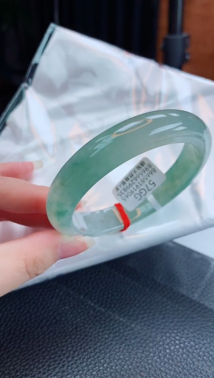 【闪购商品】翡翠手镯未镶嵌缅甸天然翡翠A货手镯