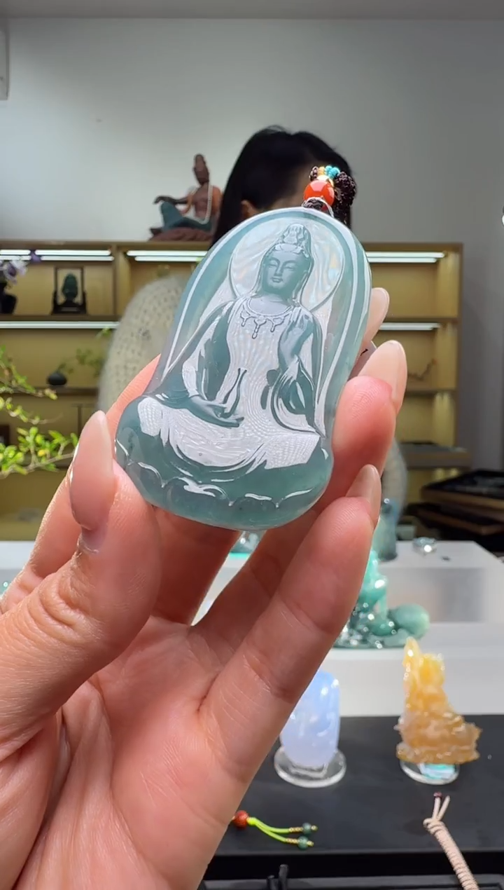 吊坠(不含链)未镶嵌翡翠观音