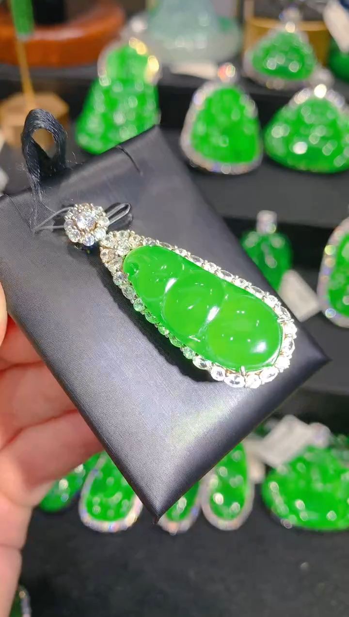 【闪购商品】翡翠颈饰银S925镶嵌43一季