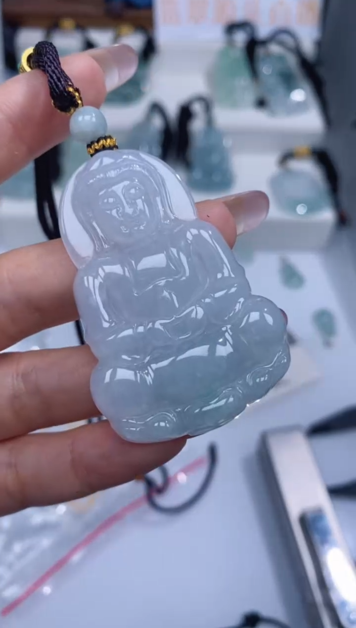 颈饰未镶嵌翡翠吊坠