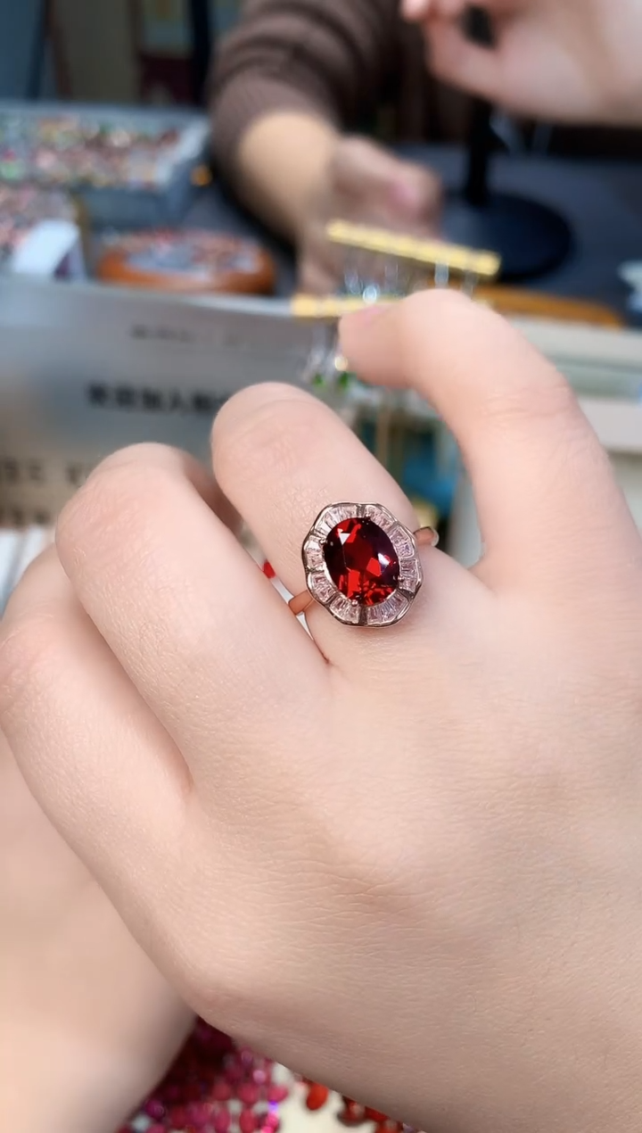 【闪购商品】石榴石戒指银S925镶嵌天然