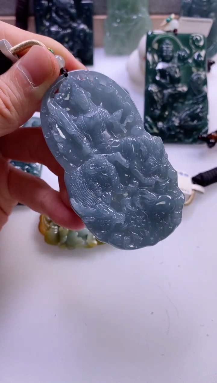 【闪购商品】翡翠挂件未镶嵌          