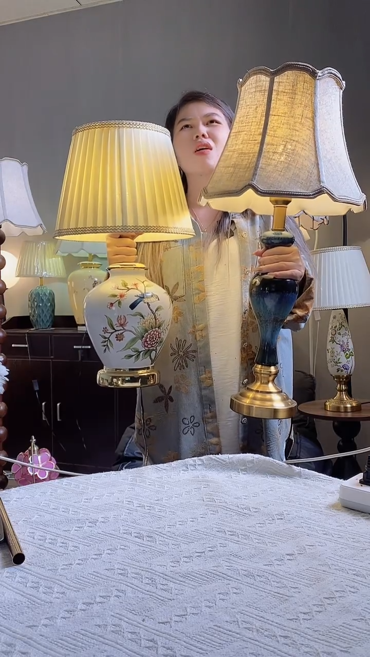 白色+蓝色台灯8888888888