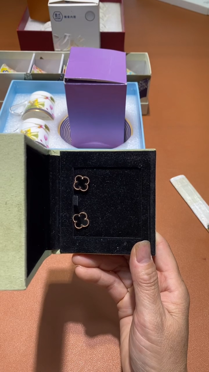 瓷片全场正品   一件不留@@1
