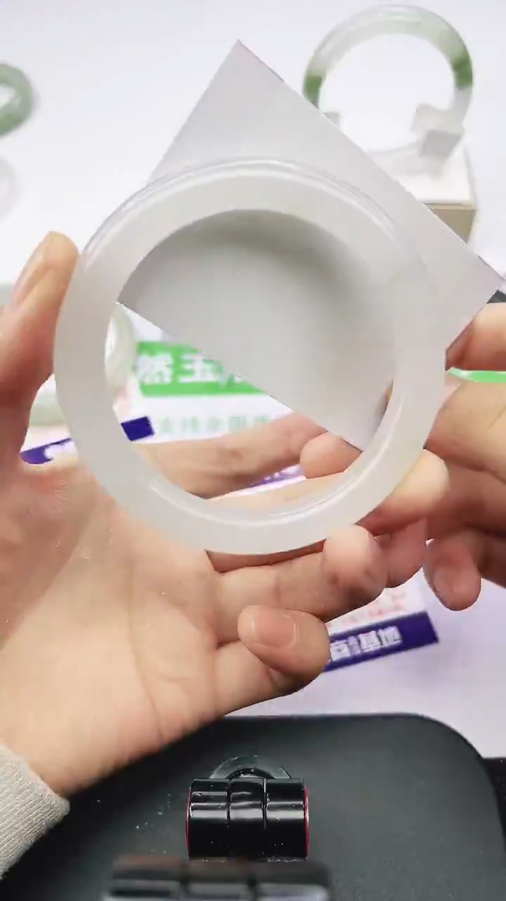 未镶嵌手镯石英质玉80-59/60/61
