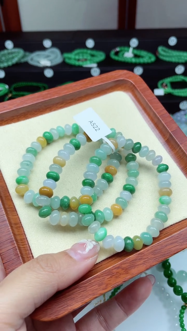 【闪购商品】翡翠手链未镶嵌缅甸翡翠 卡8＋