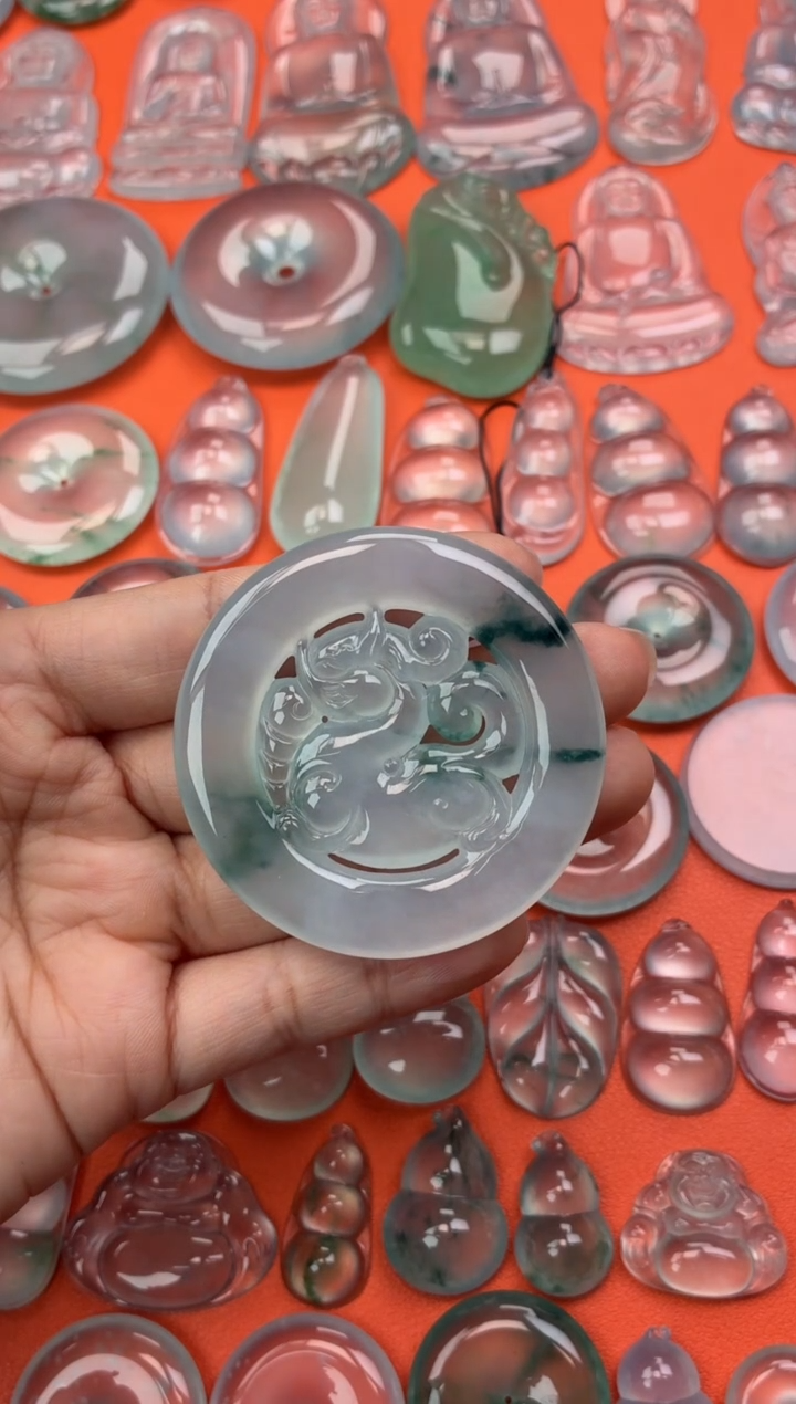 吊坠(不含链)未镶嵌翡翠52 麒麟圈 53.9 6.0