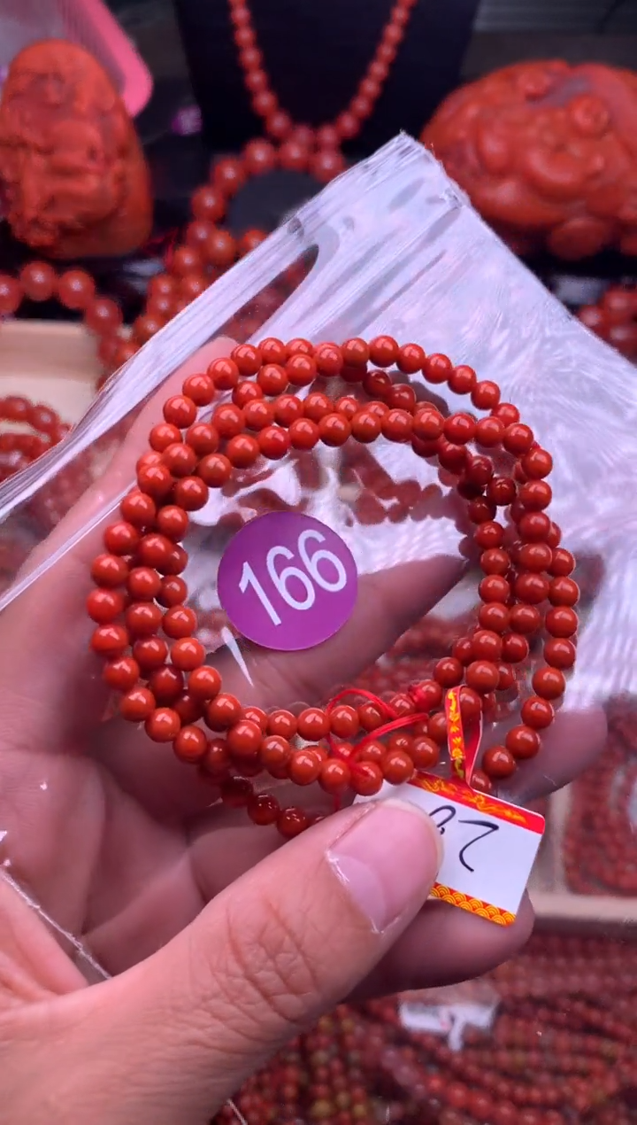 【闪购商品】南红玛瑙珠宝奇石未镶嵌166-4