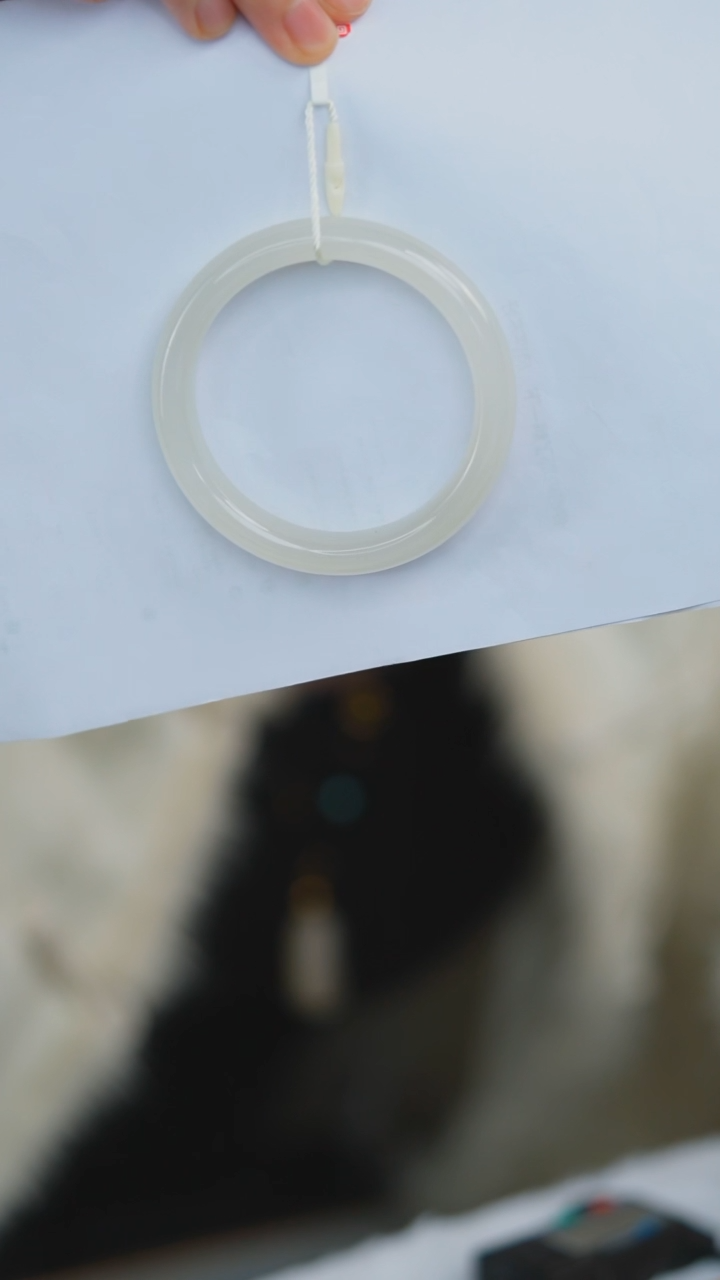 【闪购商品】和田玉手镯未镶嵌56圈11宽8.5厚