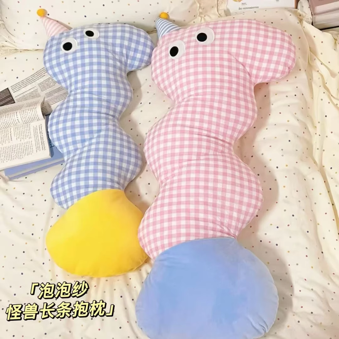 泡泡纱格子云朵长条抱枕女生睡觉夹腿专用侧睡孕妇靠枕靠垫玩偶