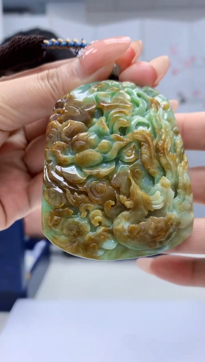 【闪购商品】定制翡翠未镶嵌5060MM-毛货挂件28