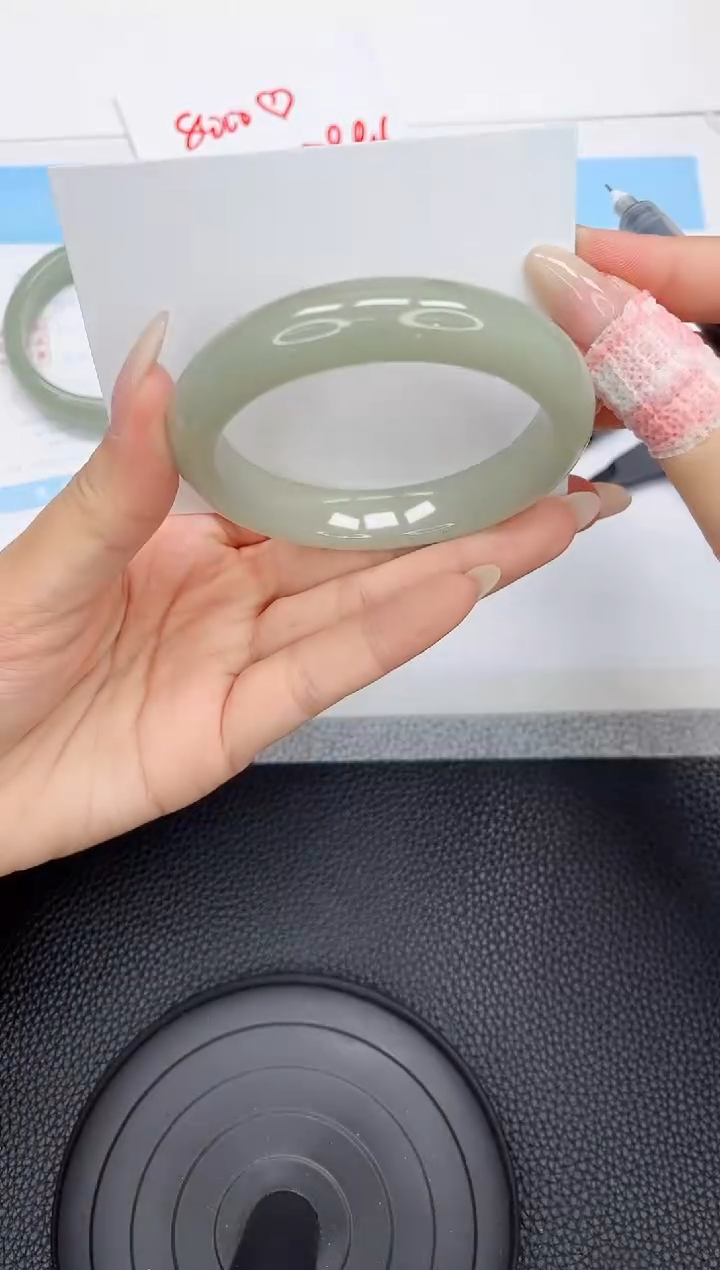 石英质玉手镯未镶嵌74-56.9