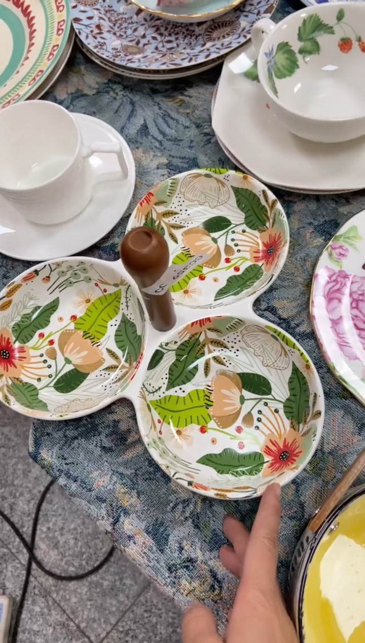 【闪购商品】瓷片陶瓷原单CC359餐具1个