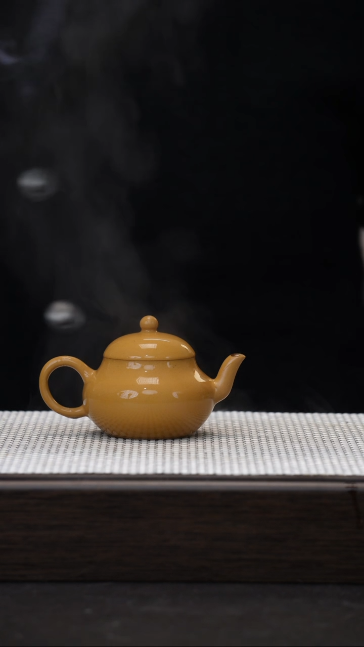 【闪购商品】紫砂茶壶梨形 黄金段