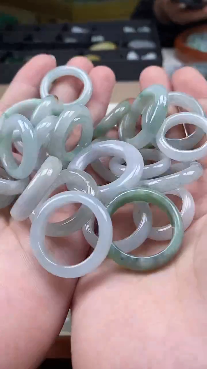 【闪购商品】翡翠颈饰未镶嵌天然A货翡翠多样性发其一