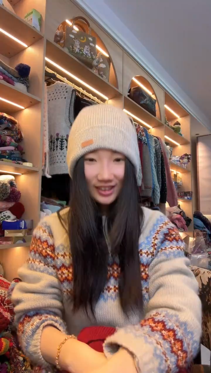 羊毛纯色浅灰冷帽