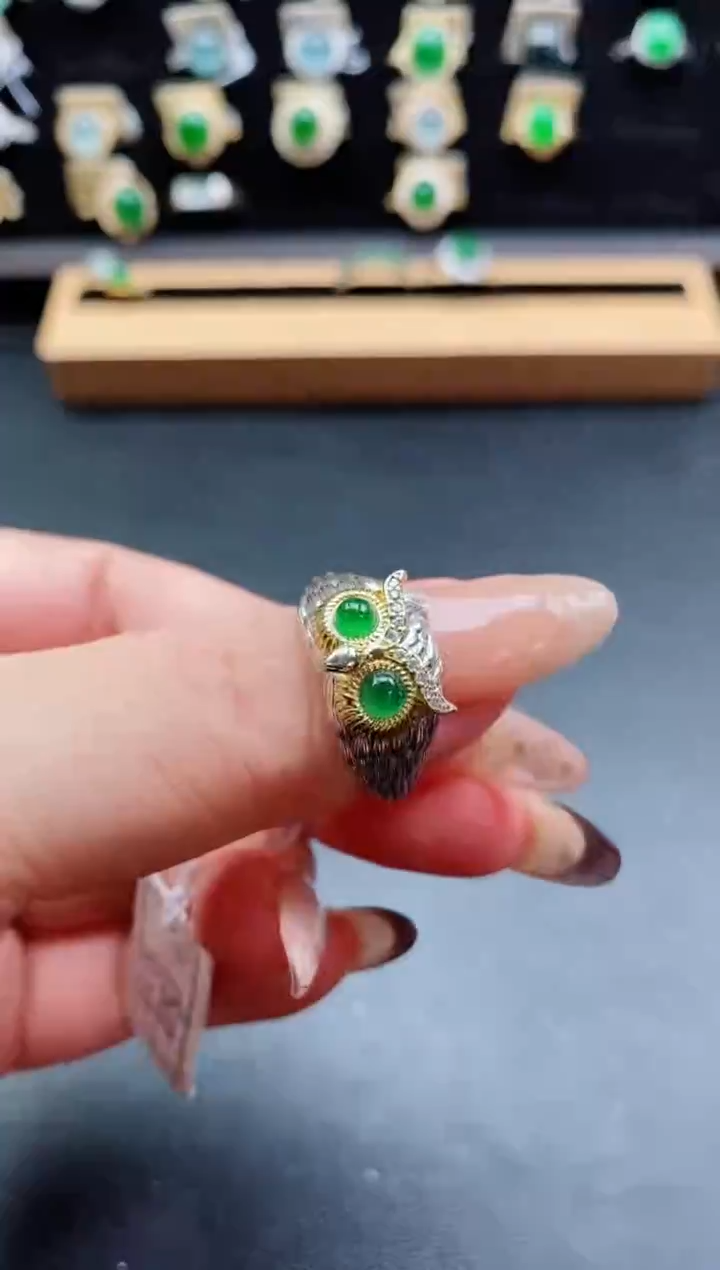 银S925镶嵌戒指翡翠1